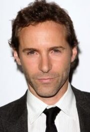 Alessandro Nivola