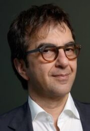 Atom Egoyan